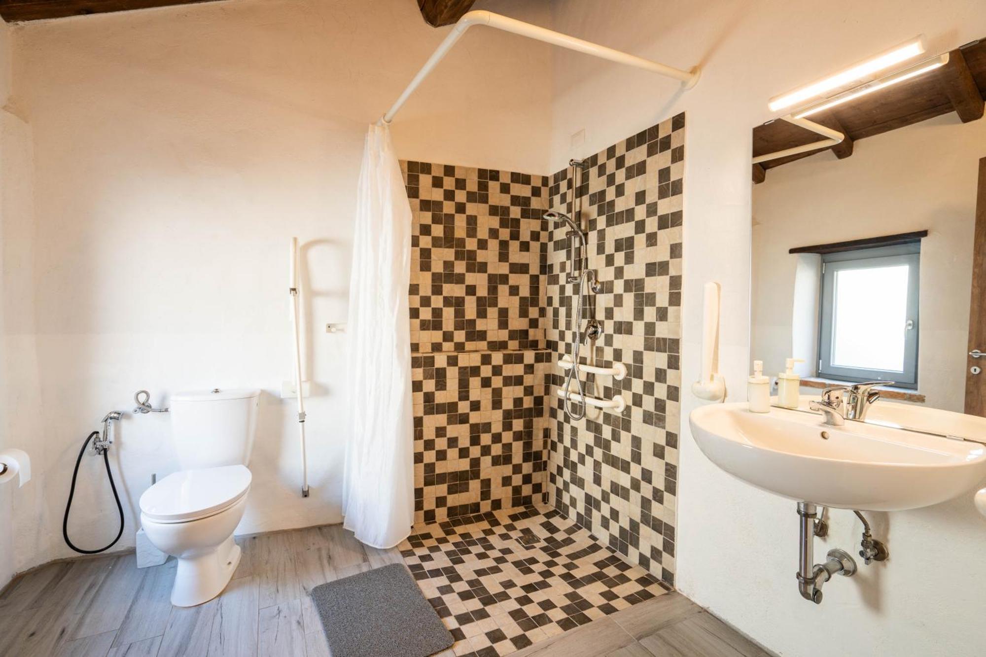 Le Case Nel Borgo Fivizzano Exteriör bild