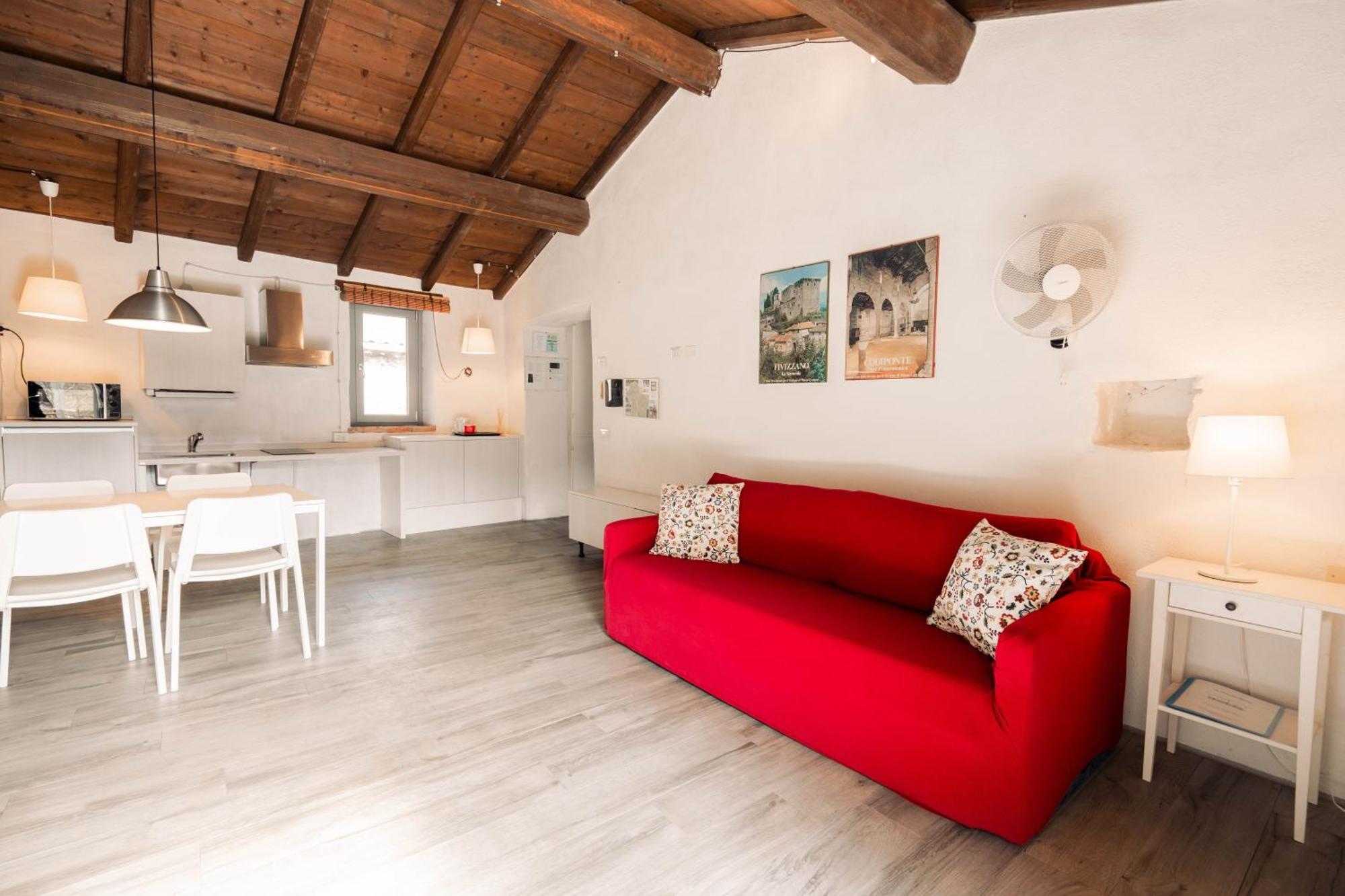 Le Case Nel Borgo Fivizzano Exteriör bild