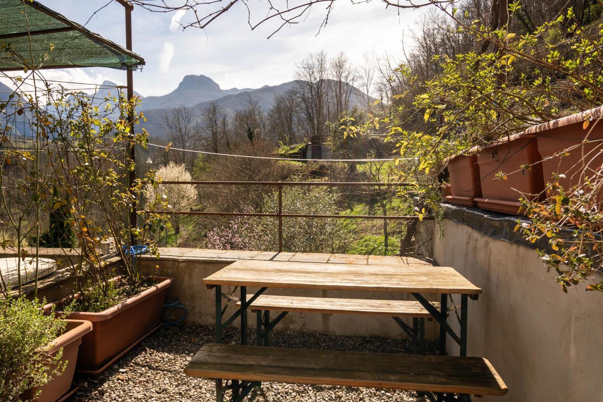 Le Case Nel Borgo Fivizzano Exteriör bild