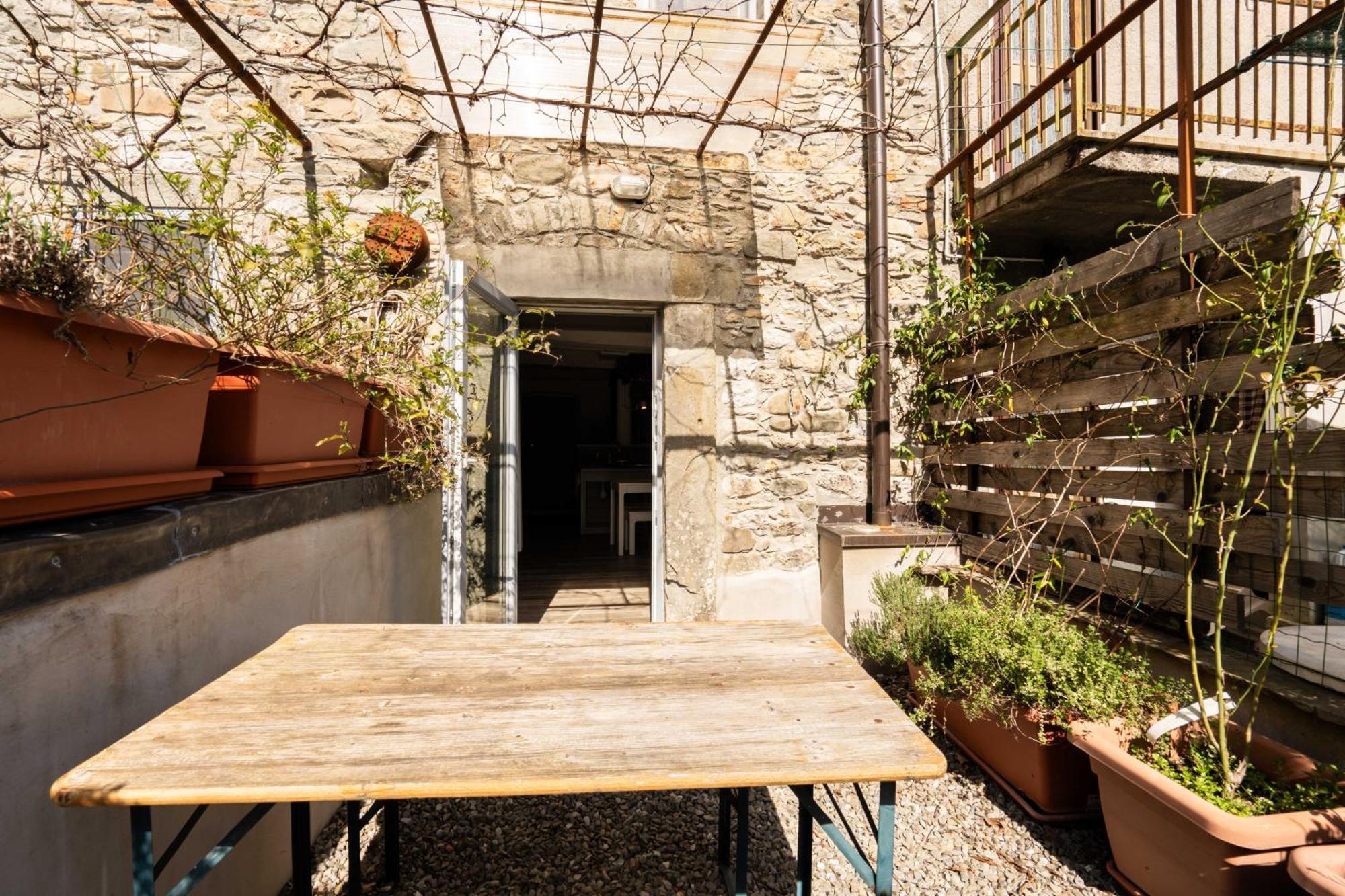 Le Case Nel Borgo Fivizzano Exteriör bild